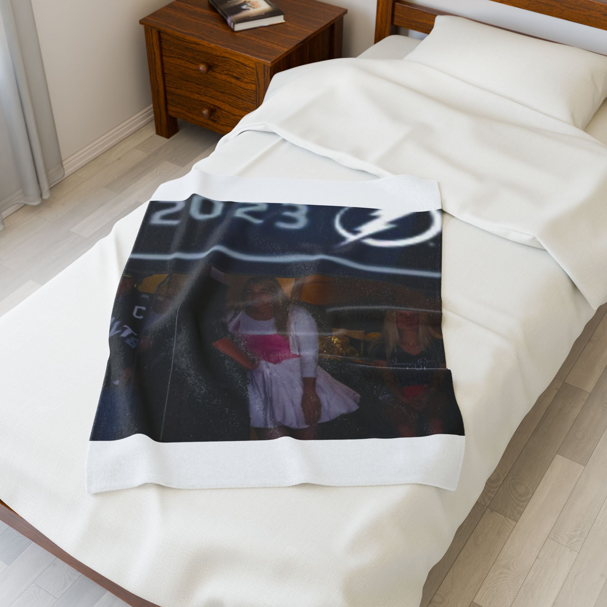 Custom Velveteen Plush Blanket - Personalized Cozy Throw for Comfort and Style