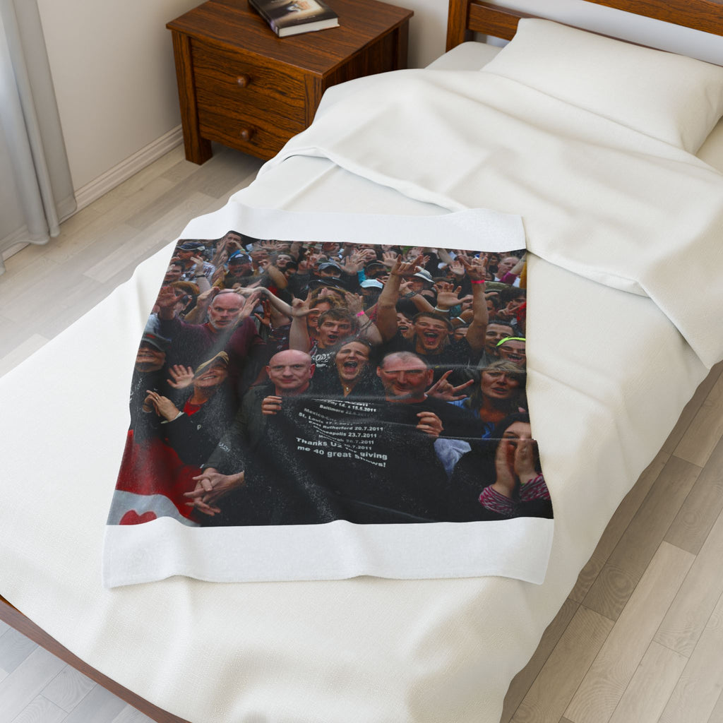 Custom Velveteen Plush Blanket - Personalized Cozy Throw for Comfort and Style