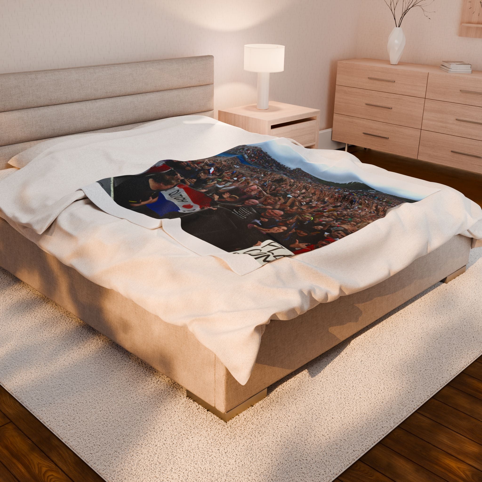 Custom Velveteen Plush Blanket - Personalized Cozy Throw for Comfort and Style