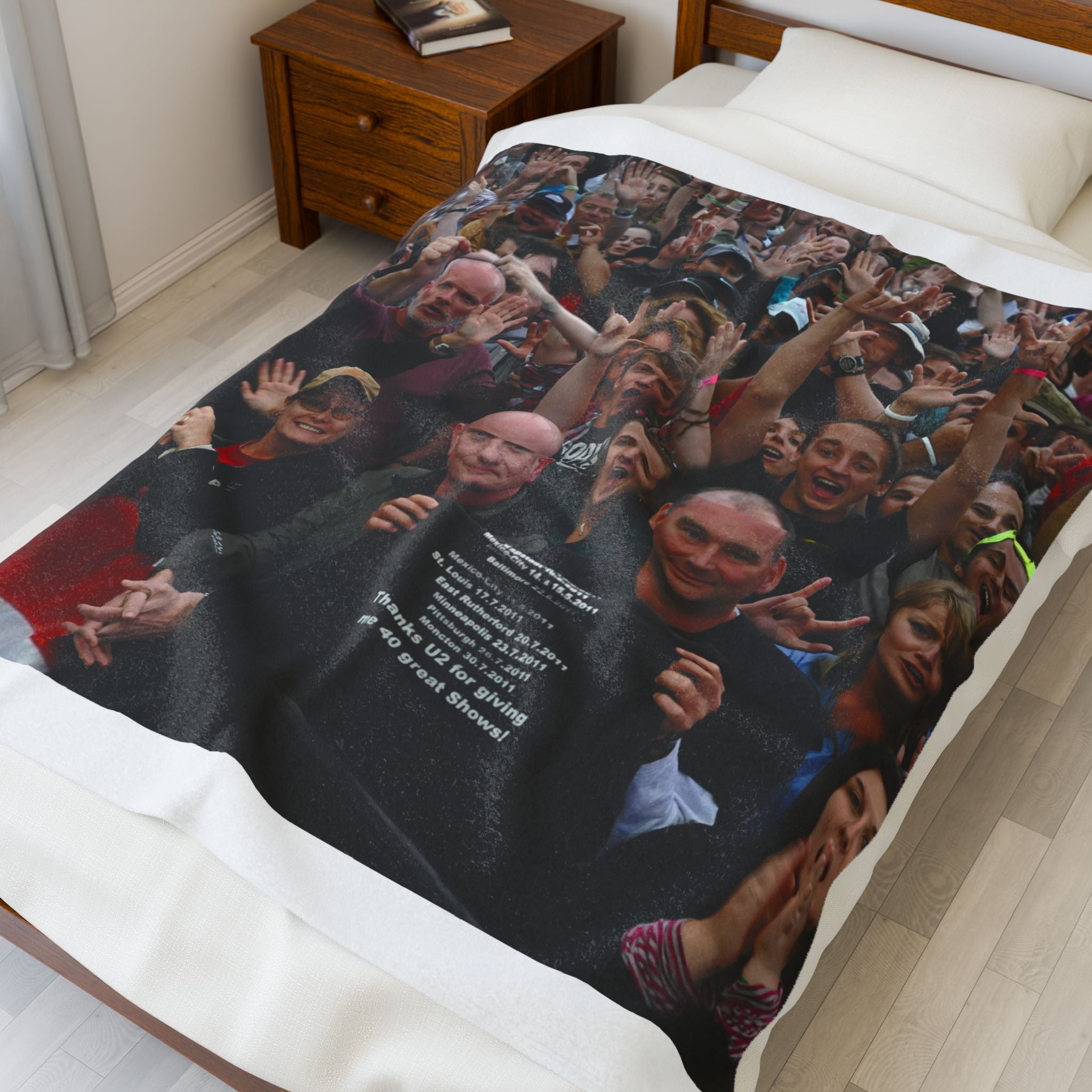 Custom Velveteen Plush Blanket - Personalized Cozy Throw for Comfort and Style