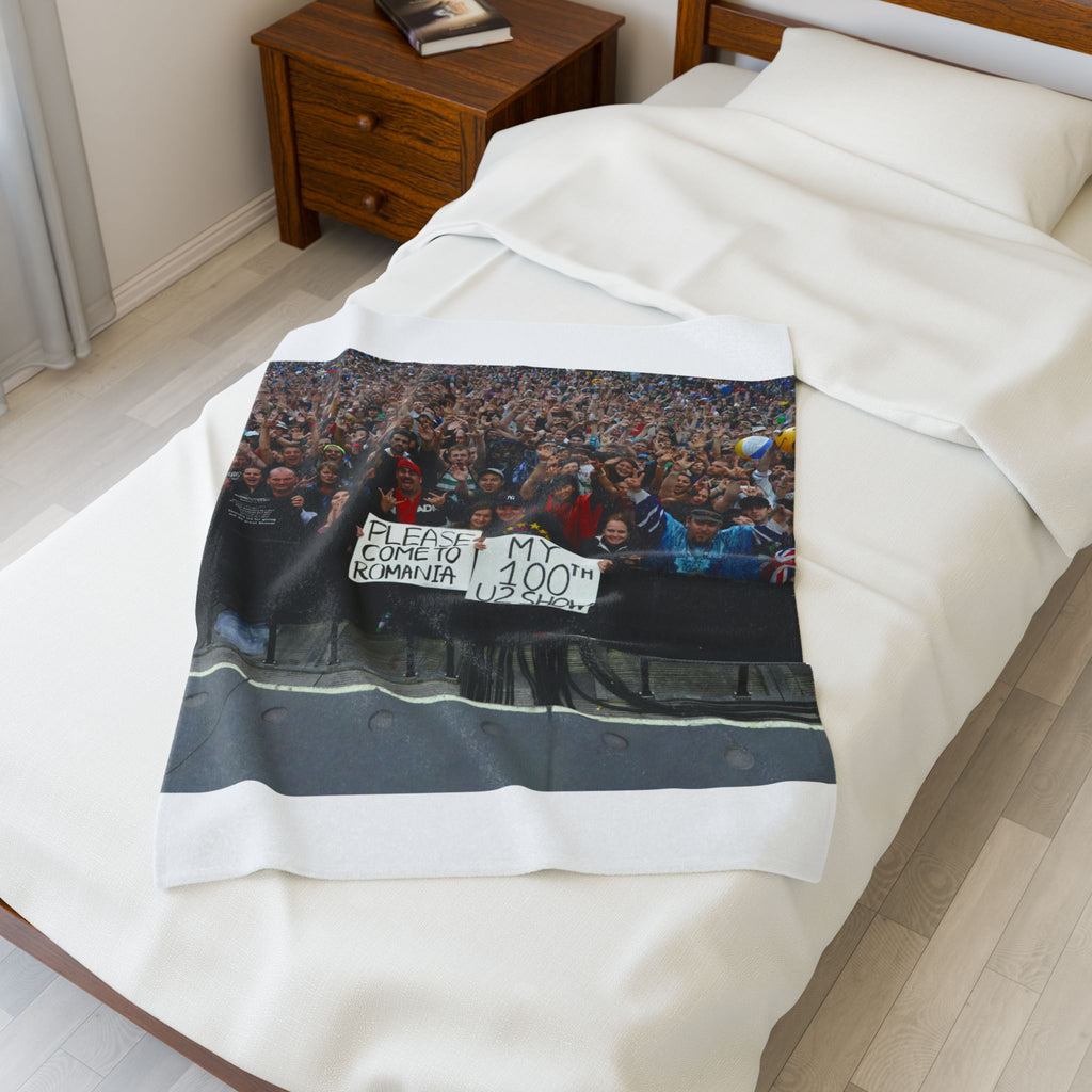Custom Velveteen Plush Blanket - Personalized Cozy Throw for Comfort and Style